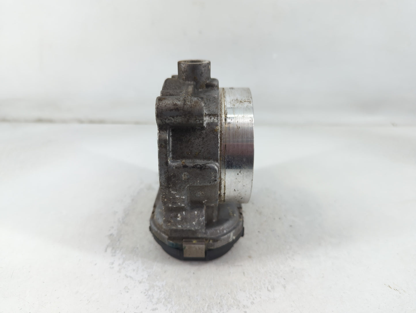 2016 Dodge Ram 1500 Throttle Body P/N:05184349AC Fits Fits 2011 2012 2013 2014 2015 2017 2018 2019 2020 2021 2022 OEM Used A