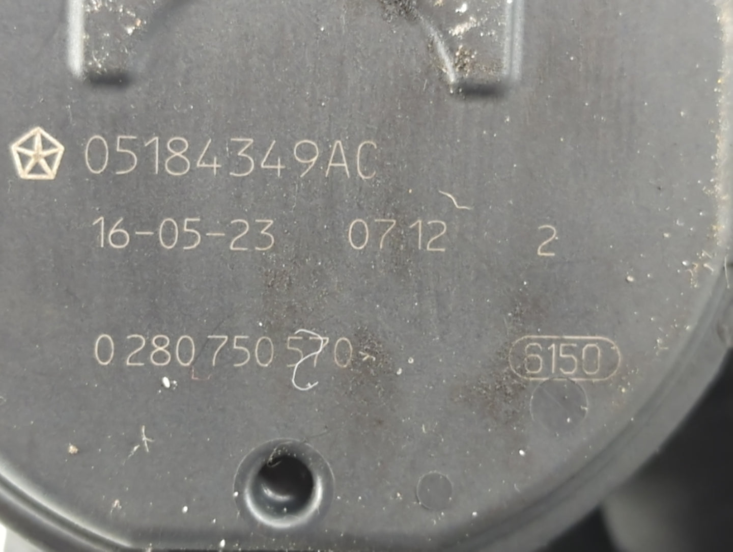 2016 Dodge Ram 1500 Throttle Body P/N:05184349AC Fits Fits 2011 2012 2013 2014 2015 2017 2018 2019 2020 2021 2022 OEM Used A