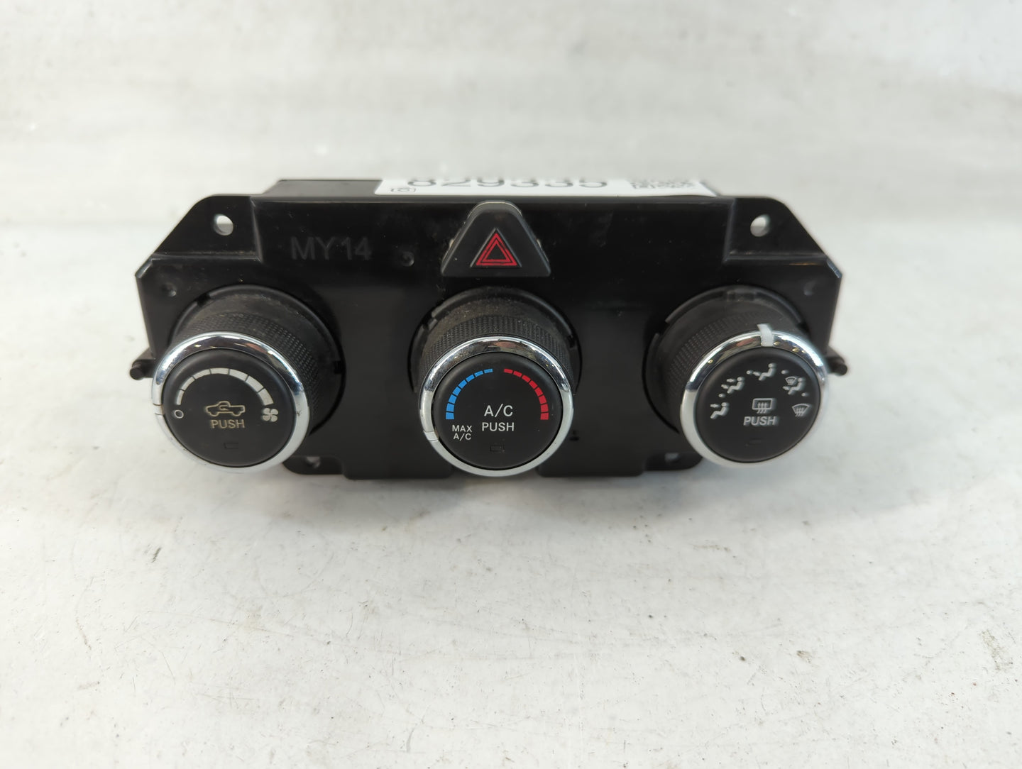 2016 Dodge Ram 1500 Climate Control Module Temperature AC/Heater Replacement P/N:P68268190AA Fits OEM Used Auto Parts - Oemu