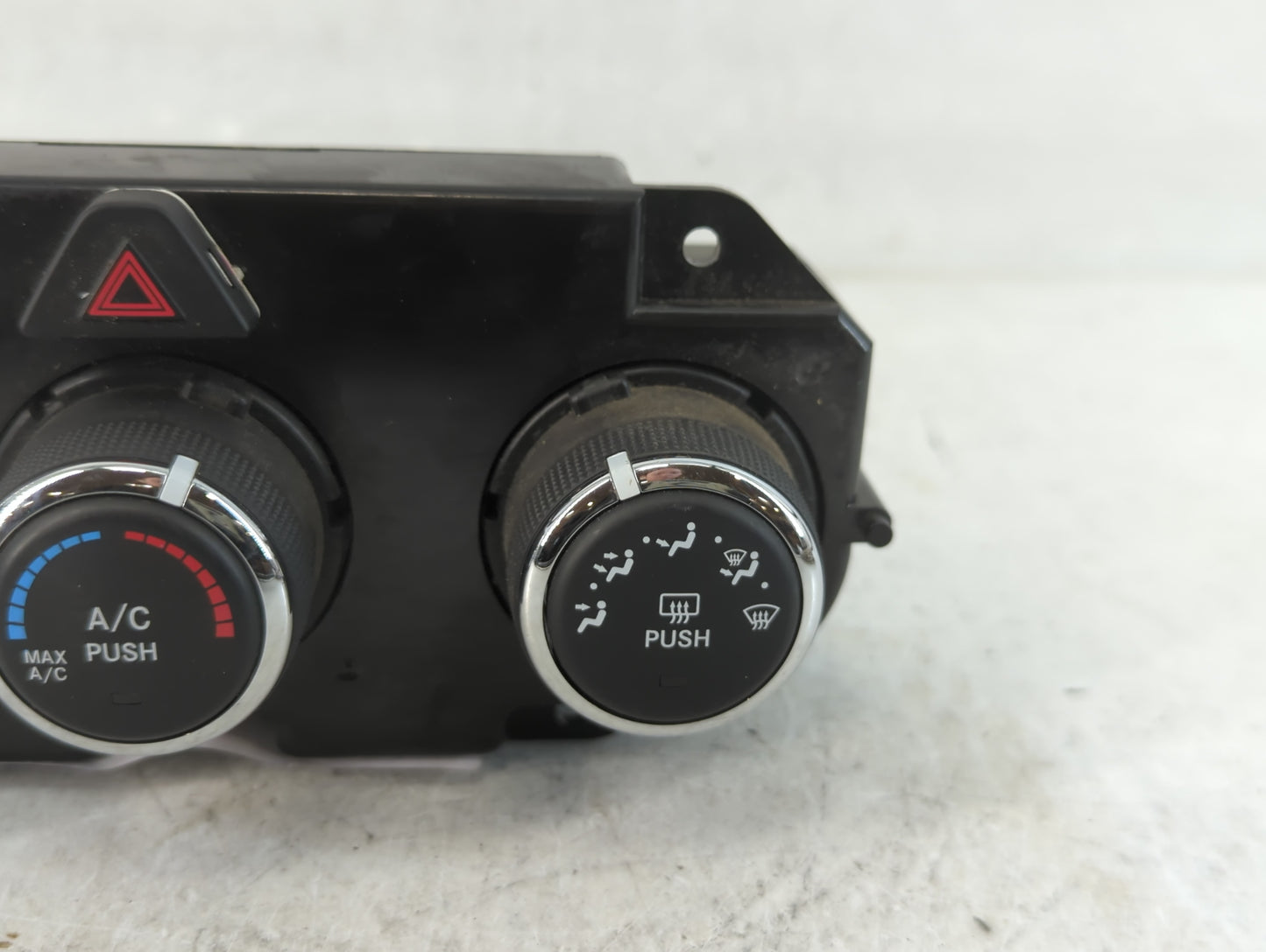 2016 Dodge Ram 1500 Climate Control Module Temperature AC/Heater Replacement P/N:P68268190AA Fits OEM Used Auto Parts - Oemu