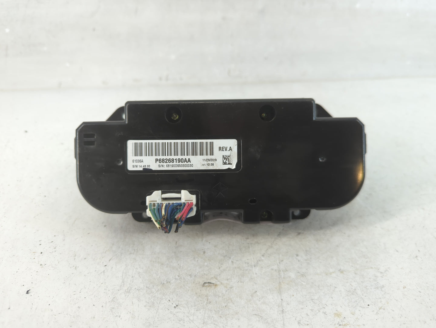 2016 Dodge Ram 1500 Climate Control Module Temperature AC/Heater Replacement P/N:P68268190AA Fits OEM Used Auto Parts - Oemu