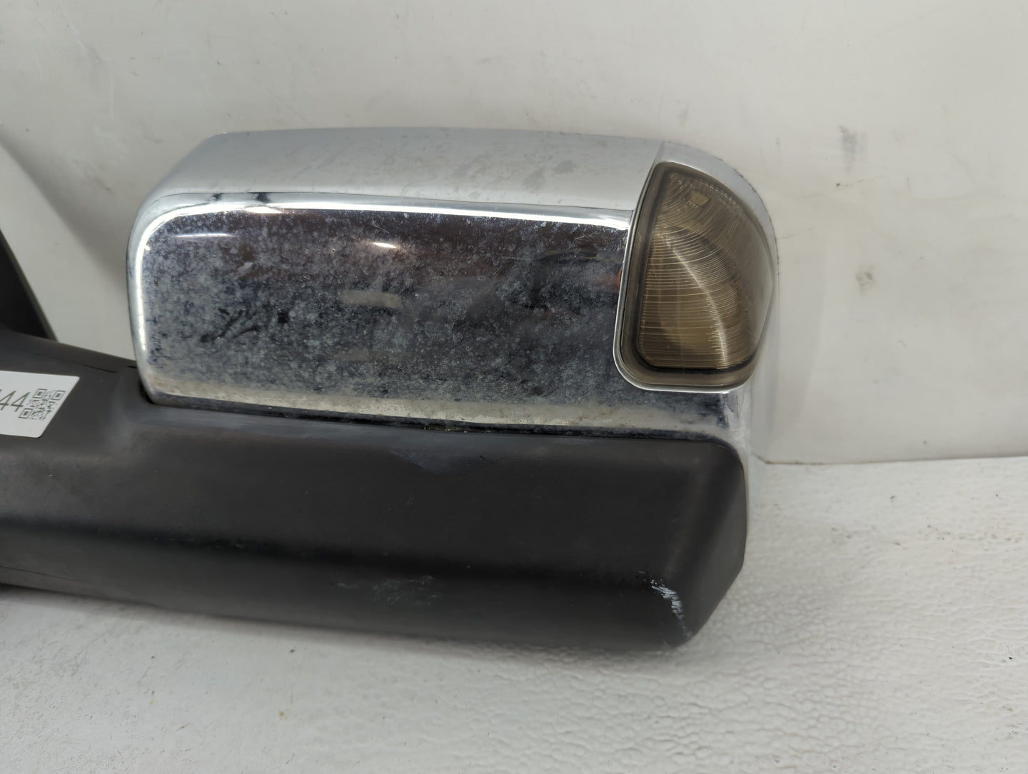 2016 Dodge Ram 2500 Driver Side View Mirror - Left Door Mirror OEM Used - Oemusedautoparts1.com