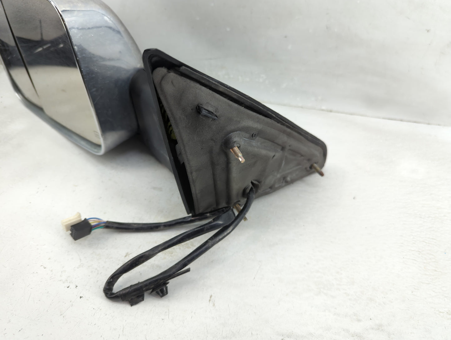 2016 Dodge Ram 2500 Driver Side View Mirror - Left Door Mirror OEM Used - Oemusedautoparts1.com
