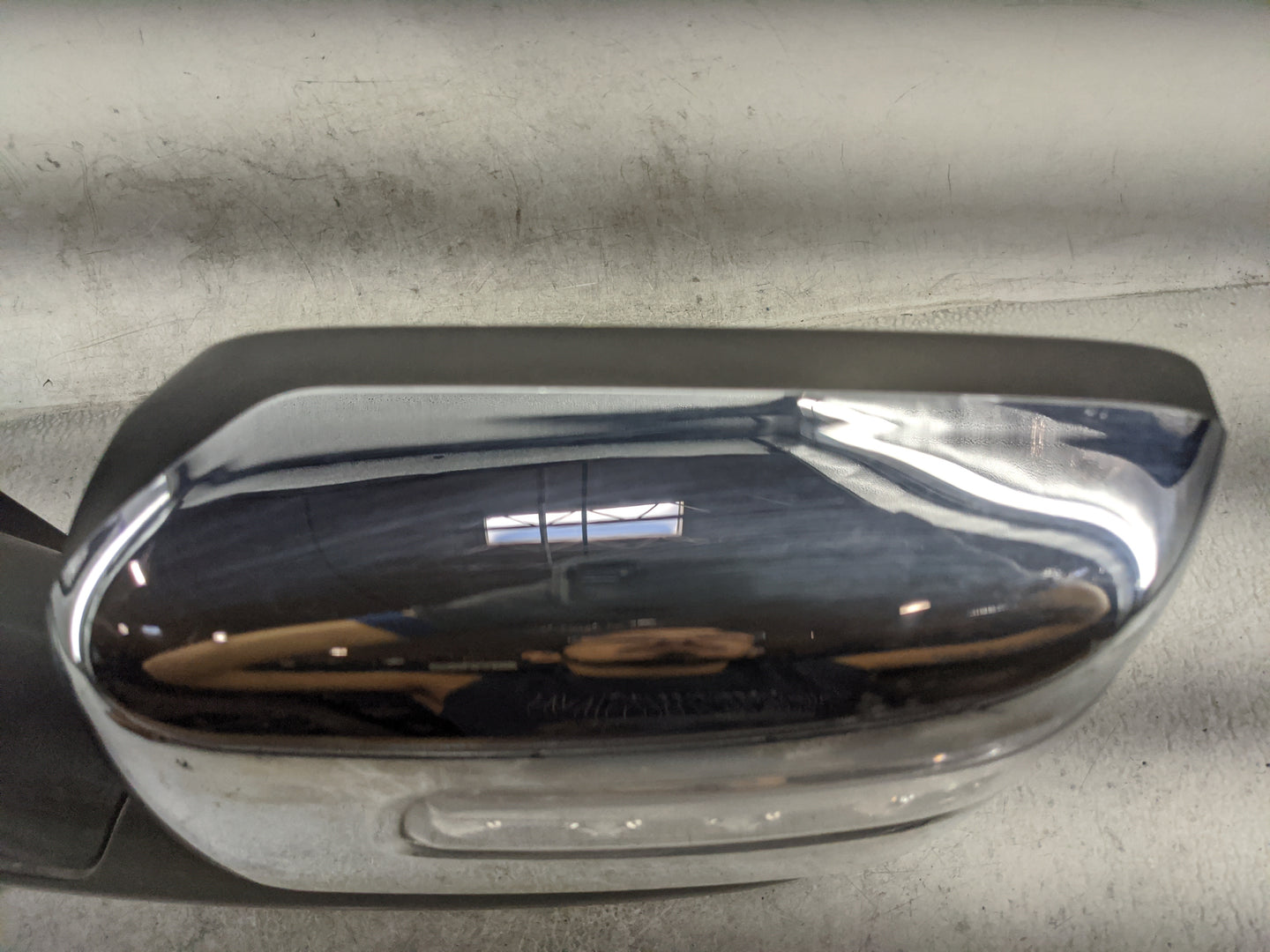 2016 Dodge Ram 3500 Passenger Side View Mirror - Right Door Mirror OEM Used - Oemusedautoparts1.com