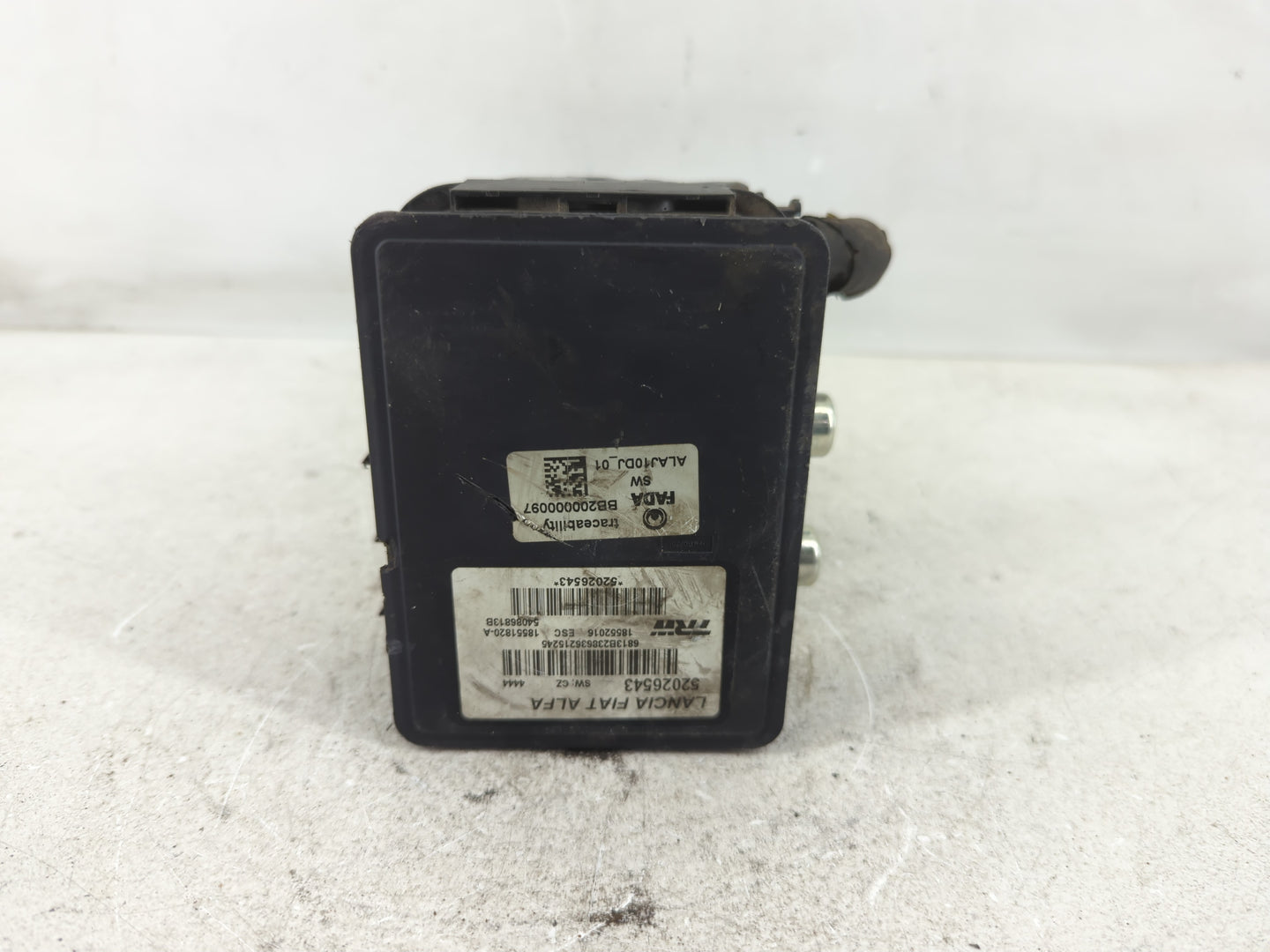 2016 Fiat 500 ABS Pump Control Module Replacement P/N:52026543 Fits OEM Used Auto Parts - Oemusedautoparts1.com