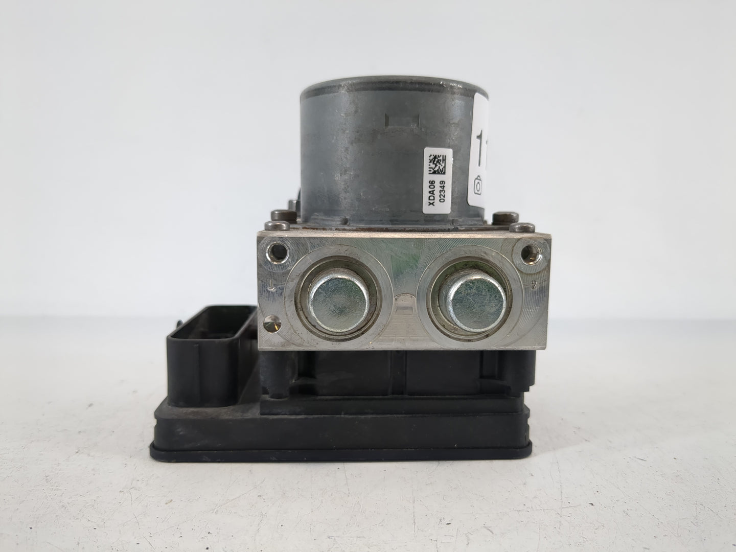 2016 Fiat 500 ABS Pump Control Module Replacement P/N:51920753 Fits OEM Used Auto Parts - Oemusedautoparts1.com