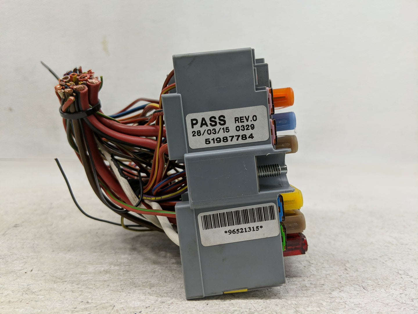 2016 Fiat 500 Fusebox Fuse Box Panel Relay Module Fits OEM Used Auto Parts - Oemusedautoparts1.com