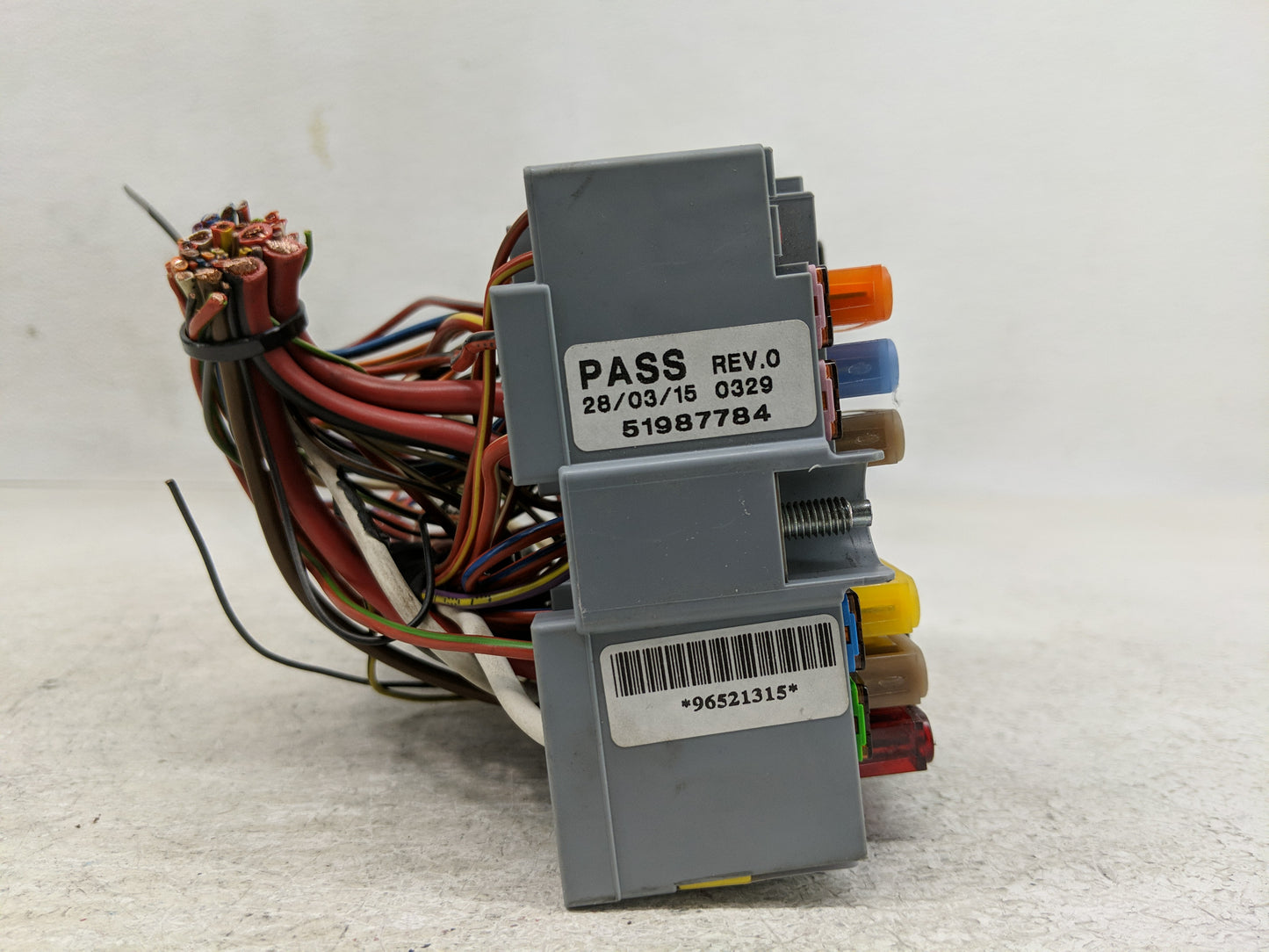 2016 Fiat 500 Fusebox Fuse Box Panel Relay Module Fits OEM Used Auto Parts - Oemusedautoparts1.com