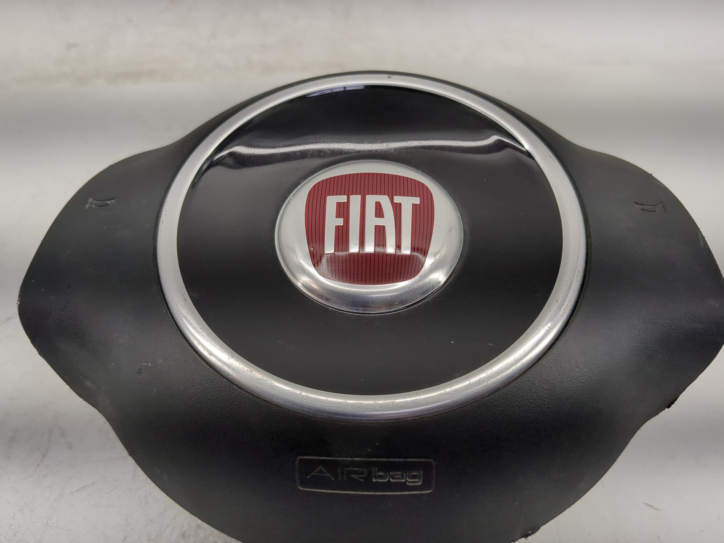 2012-2017 Fiat 500 Air Bag Driver Left Steering Wheel Mounted P/N:P1RU53JXWAK Fits Fits 2012 2013 2014 2015 2016 2017 OEM Us