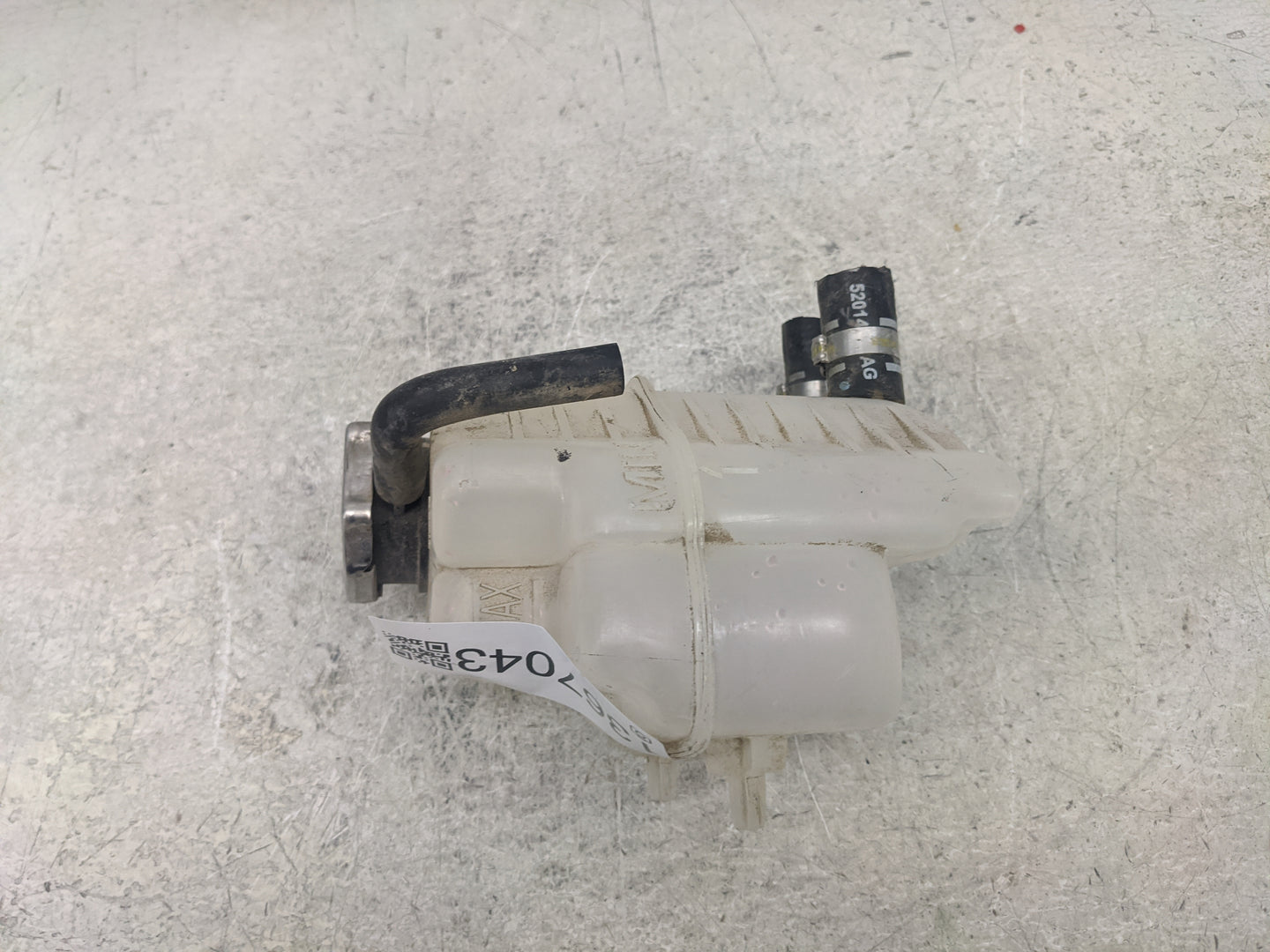 2012-2017 Fiat 500 Windshield Washer Fluid Reservoir Bottle Oem - Oemusedautoparts1.com