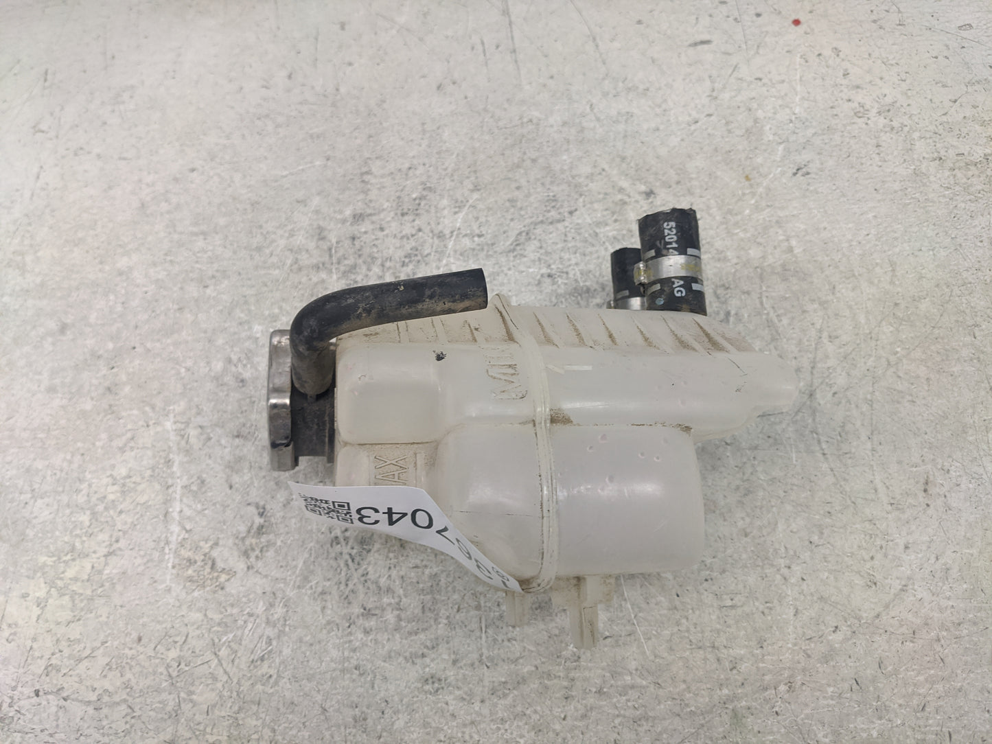 2012-2017 Fiat 500 Windshield Washer Fluid Reservoir Bottle Oem - Oemusedautoparts1.com