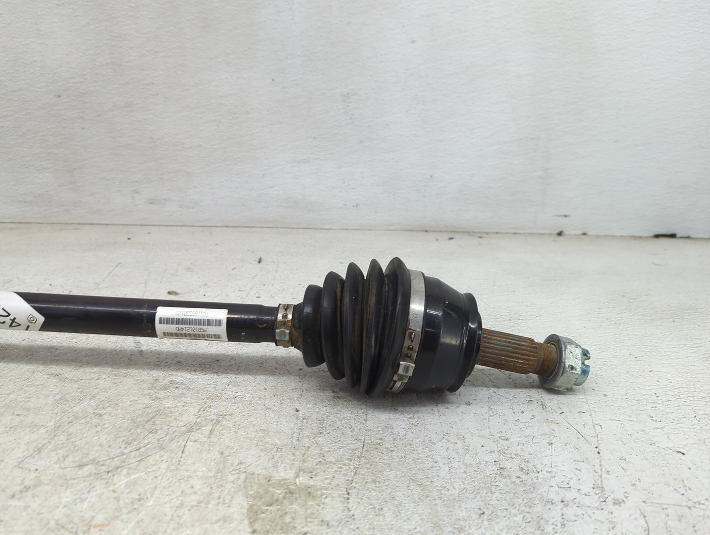 2013-2017 Fiat 500 Axle Shaft Front Passenger Cv C/v - Oemusedautoparts1.com