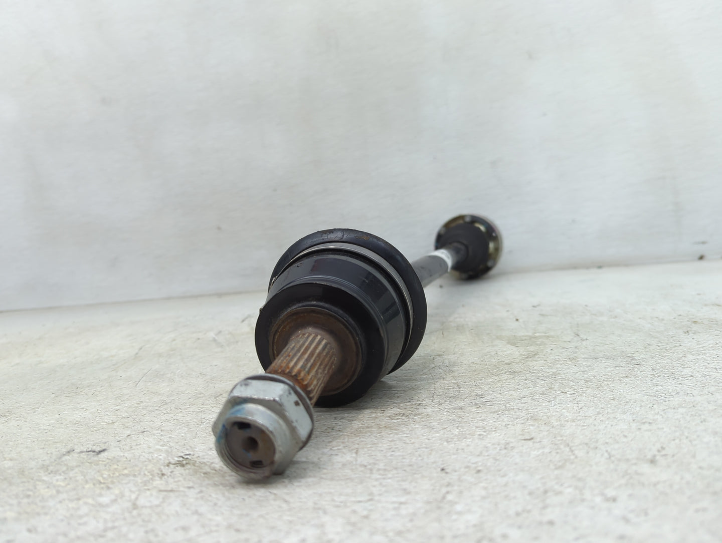 2013-2017 Fiat 500 Axle Shaft Front Passenger Cv C/v - Oemusedautoparts1.com