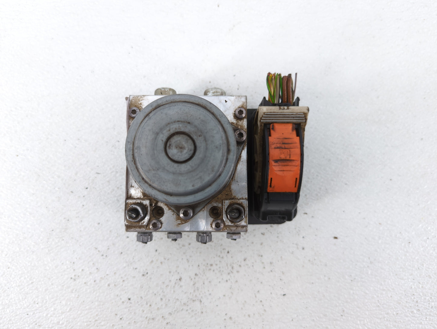2016 Fiat 500 ABS Pump Control Module Replacement P/N:52029708 Fits OEM Used Auto Parts - Oemusedautoparts1.com