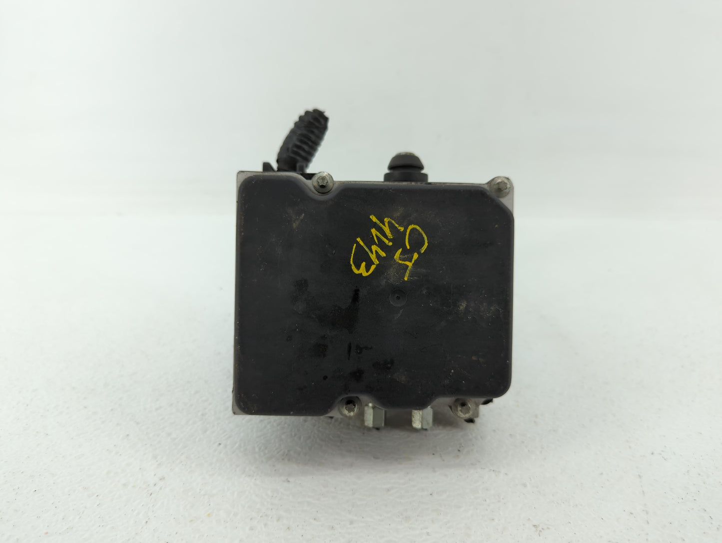 2016 Fiat 500 ABS Pump Control Module Replacement Fits OEM Used Auto Parts - Oemusedautoparts1.com