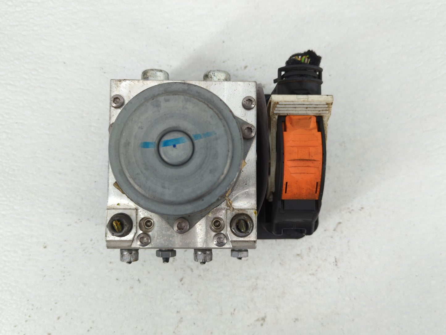 2016 Fiat 500 ABS Pump Control Module Replacement P/N:52029708 Fits OEM Used Auto Parts - Oemusedautoparts1.com
