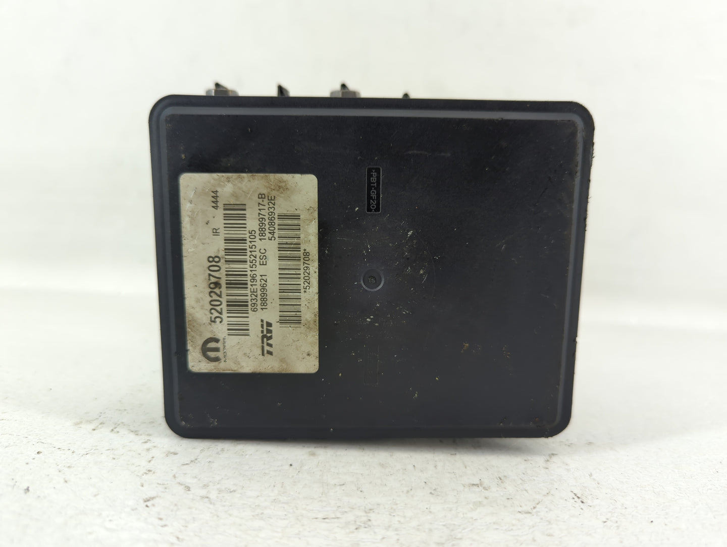 2016 Fiat 500 ABS Pump Control Module Replacement P/N:52029708 Fits OEM Used Auto Parts - Oemusedautoparts1.com