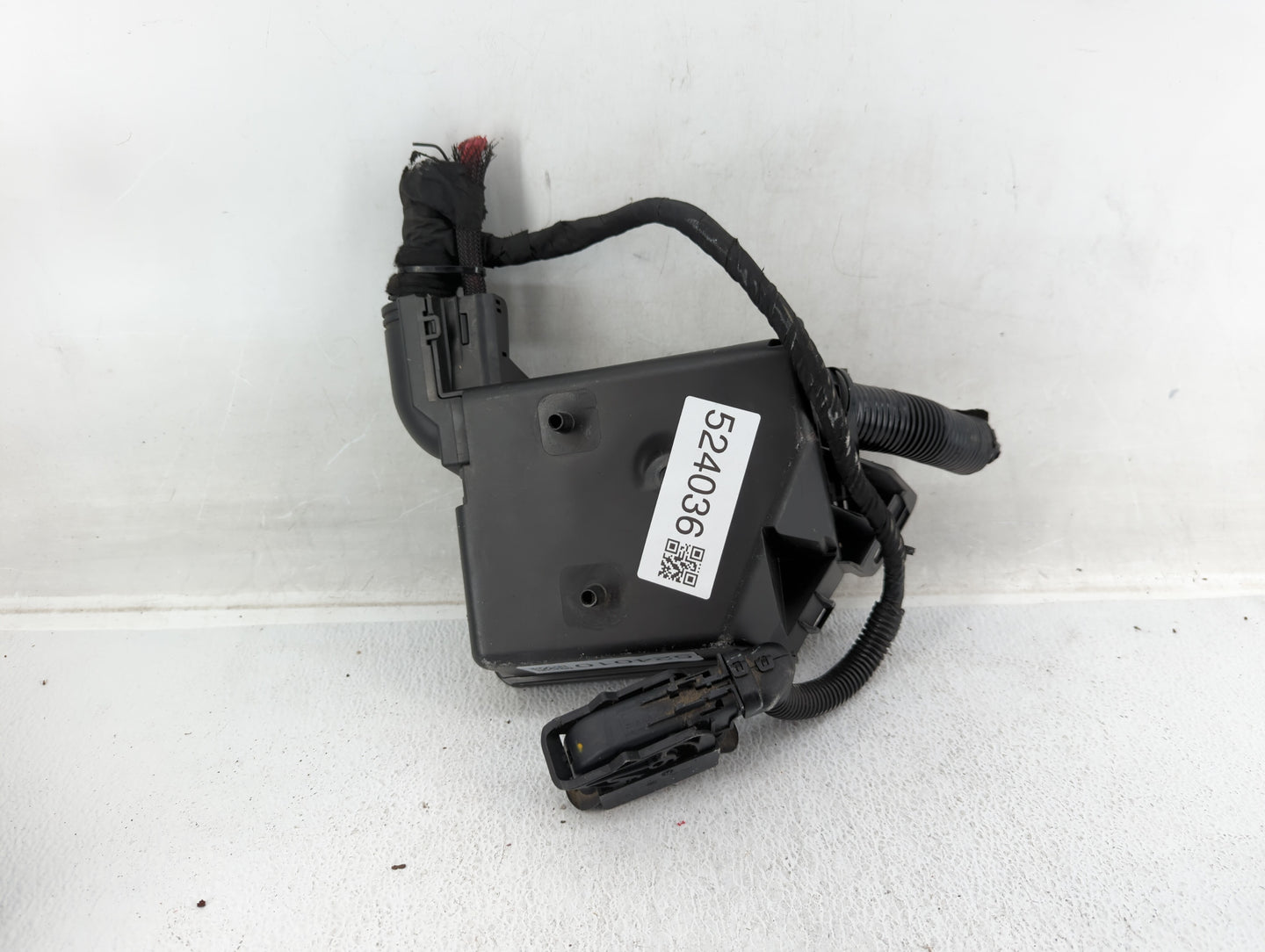 2012-2017 Fiat 500 Fusebox Fuse Box Panel Relay Module P/N:53100999 Fits Fits 2012 2013 2014 2015 2016 2017 OEM Used Auto Pa