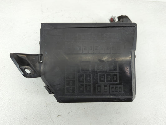 2012-2017 Fiat 500 Fusebox Fuse Box Panel Relay Module Fits Fits 2012 2013 2014 2015 2016 2017 OEM Used Auto Parts - Oemused