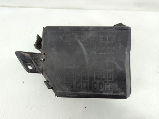 2012-2017 Fiat 500 Fusebox Fuse Box Panel Relay Module P/N:53100999 Fits Fits 2012 2013 2014 2015 2016 2017 OEM Used Auto Pa