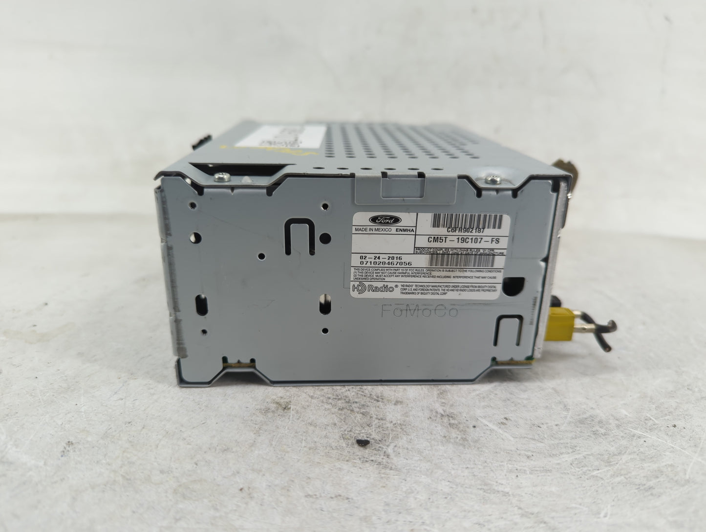 2013-2016 Ford C-Max Radio AM FM Cd Player Receiver Replacement P/N:CM5T-19C107-FS Fits Fits 2013 2014 2015 2016 OEM Used Au