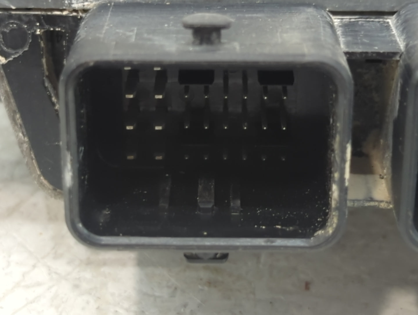 2014-2016 Ford C-Max PCM Engine Control Computer ECU ECM PCU OEM P/N:FM5A-12A650-YA Fits Fits 2014 2015 2016 OEM Used Auto P