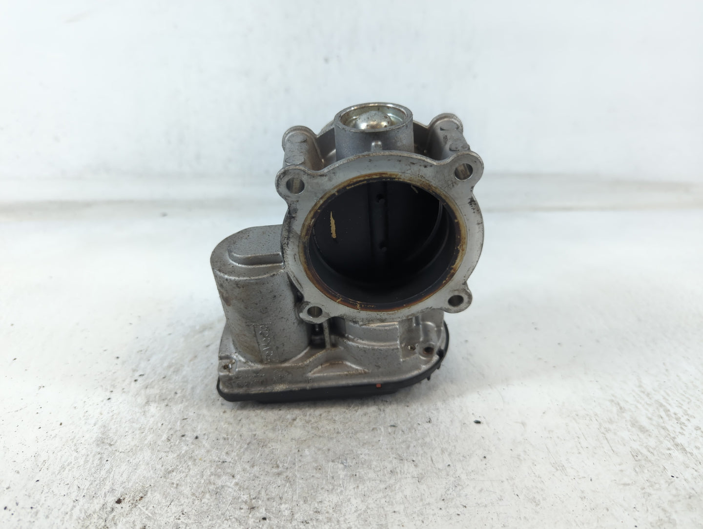 2013-2018 Ford C-Max Throttle Body P/N:DS7E-9F991-AJ Fits Fits 2013 2014 2015 2016 2017 2018 2019 2020 2021 2022 OEM Used Au