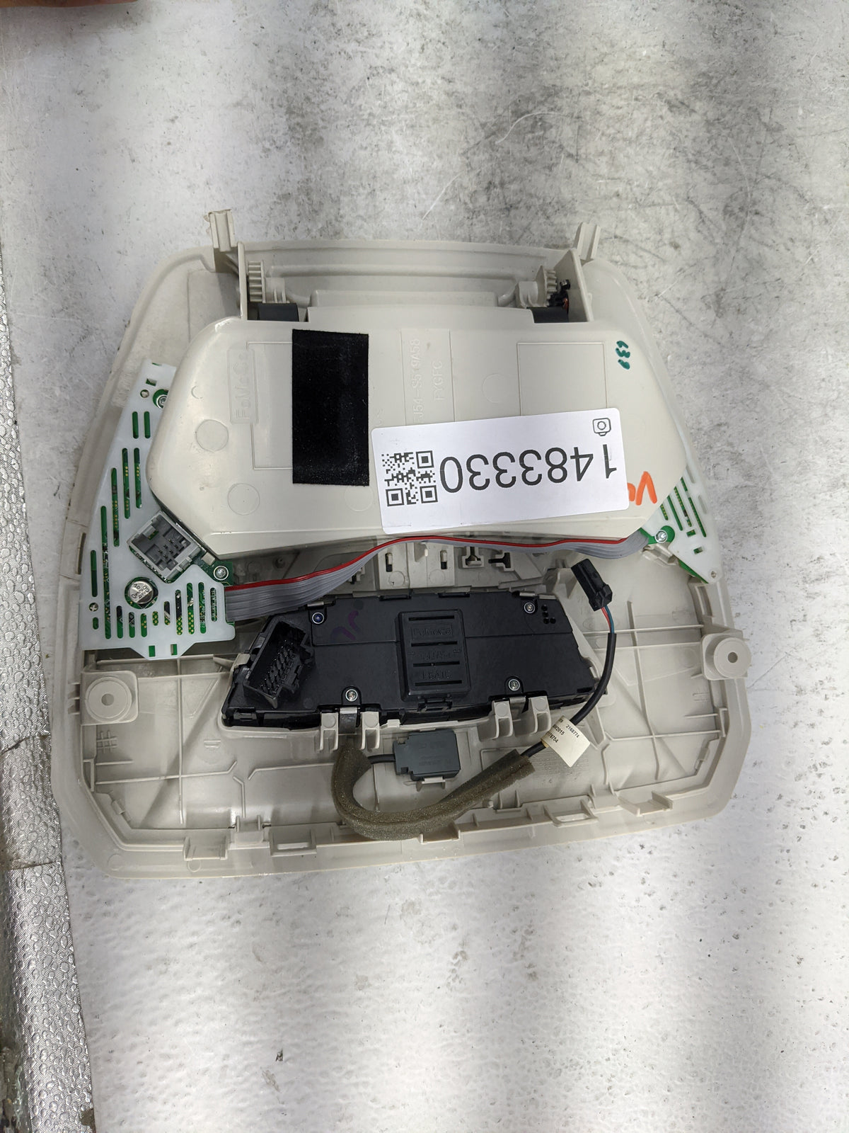 2016 Ford Cmax Overhead Roof Console Tan - Oemusedautoparts1.com