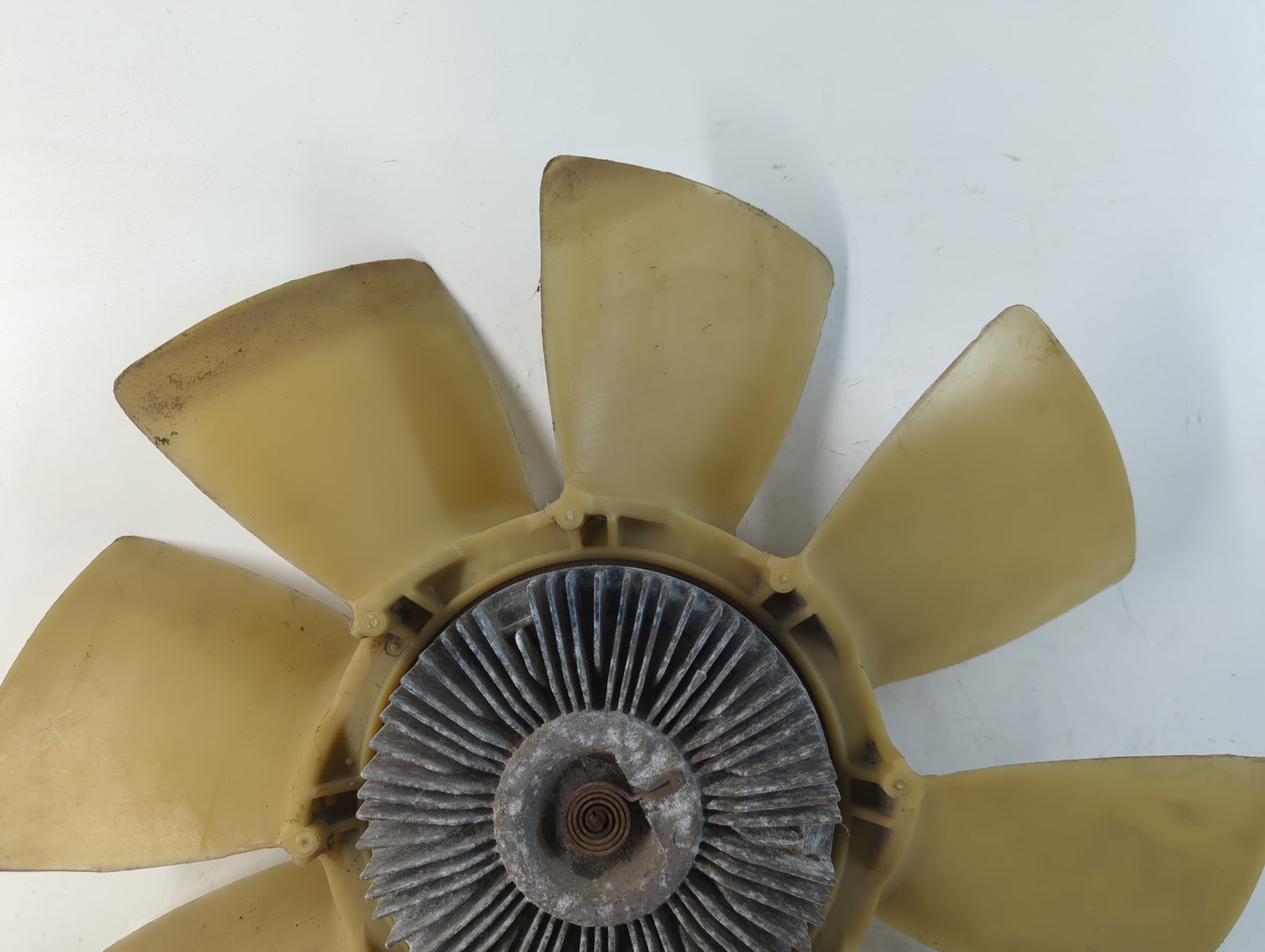 Ford E350 Radiator Cooling Fan Clutch - Oemusedautoparts1.com