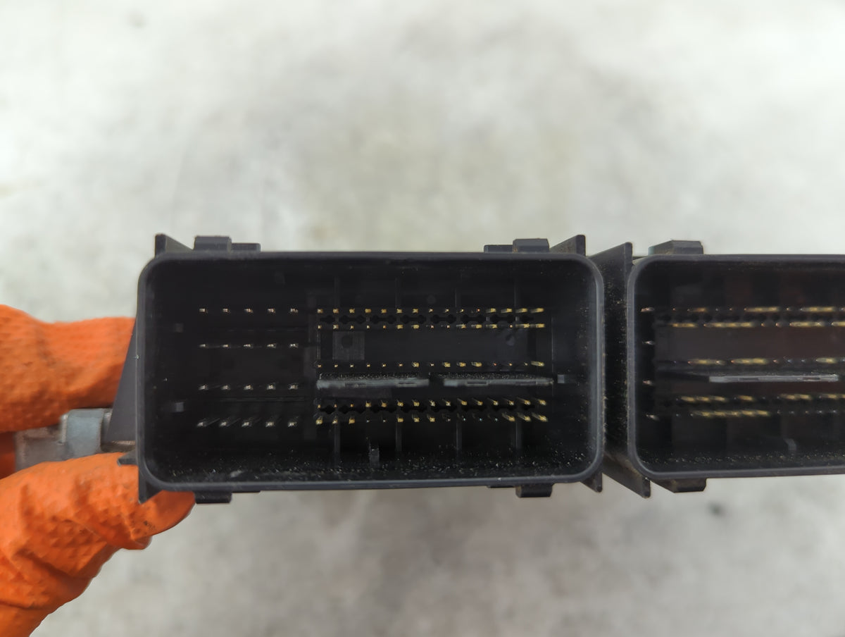 2016 Ford E450sd PCM Engine Control Computer ECU ECM PCU OEM P/N:A6SXN2455080O GC3A-12B684-BA, GC2A-12A650-SA Fits OEM Used 