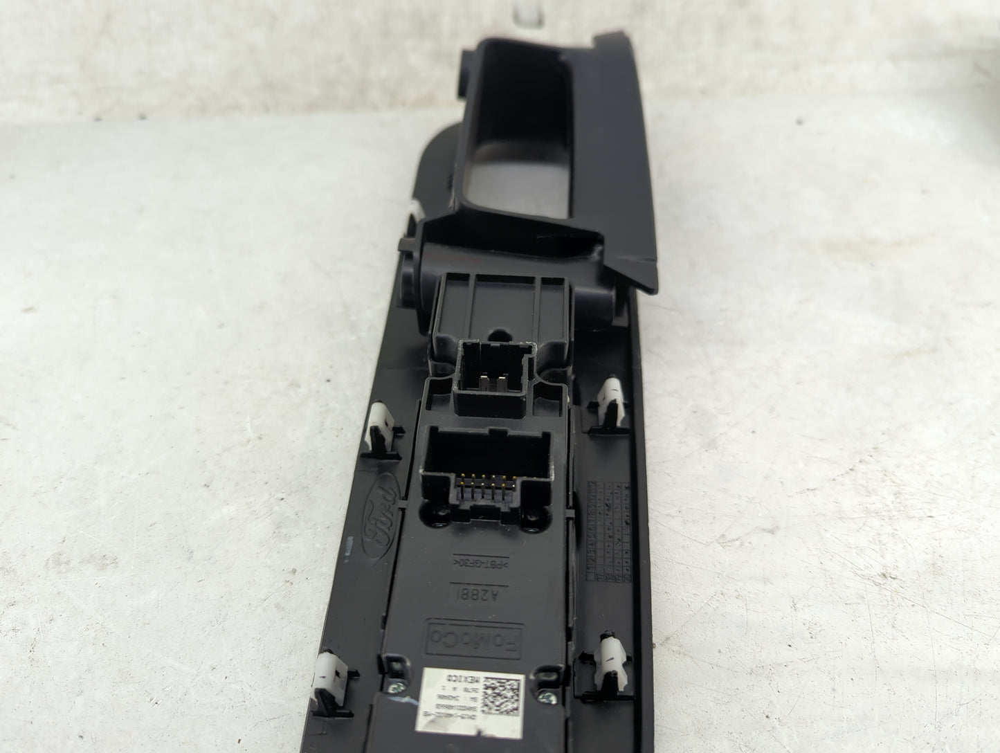 2018-2022 Ford Ecosport Master Power Window Switch Replacement Driver Side Left P/N:BM5T-14A132-AA Fits OEM Used Auto Parts 