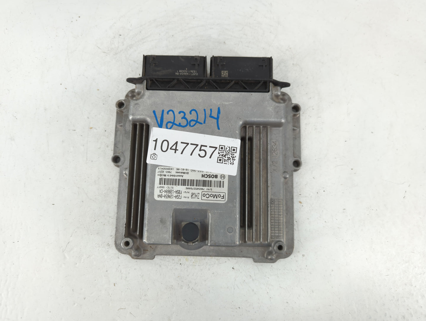 2015-2018 Ford Edge PCM Engine Control Computer ECU ECM PCU OEM P/N:FB5A-12B684-CA F2GA-12A650-BNA Fits OEM Used Auto Parts 