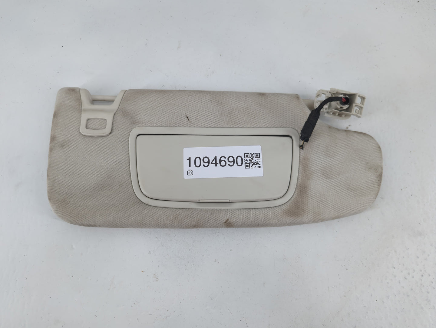 2015-2020 Ford Edge Sun Visor Shade Replacement Passenger Right Mirror Fits Fits 2015 2016 2017 2018 2019 2020 OEM Used Auto