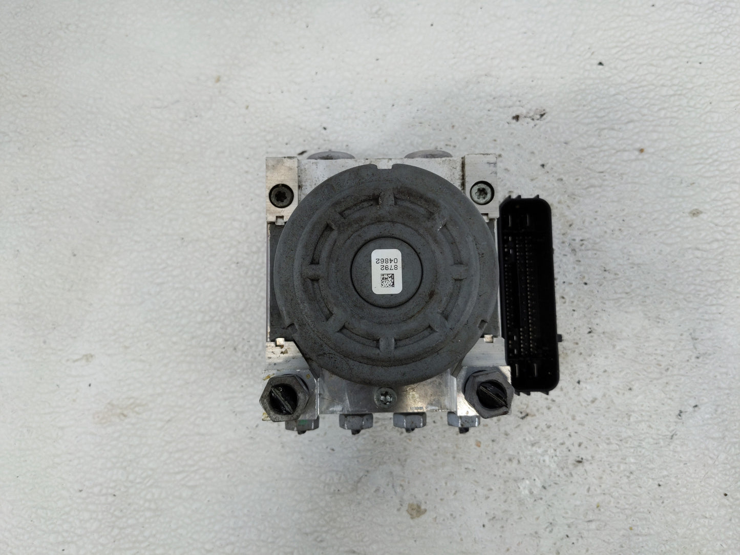 2015-2018 Ford Edge ABS Pump Control Module Replacement P/N:F2GC 2C405-BG Fits Fits 2015 2016 2017 2018 OEM Used Auto Parts 