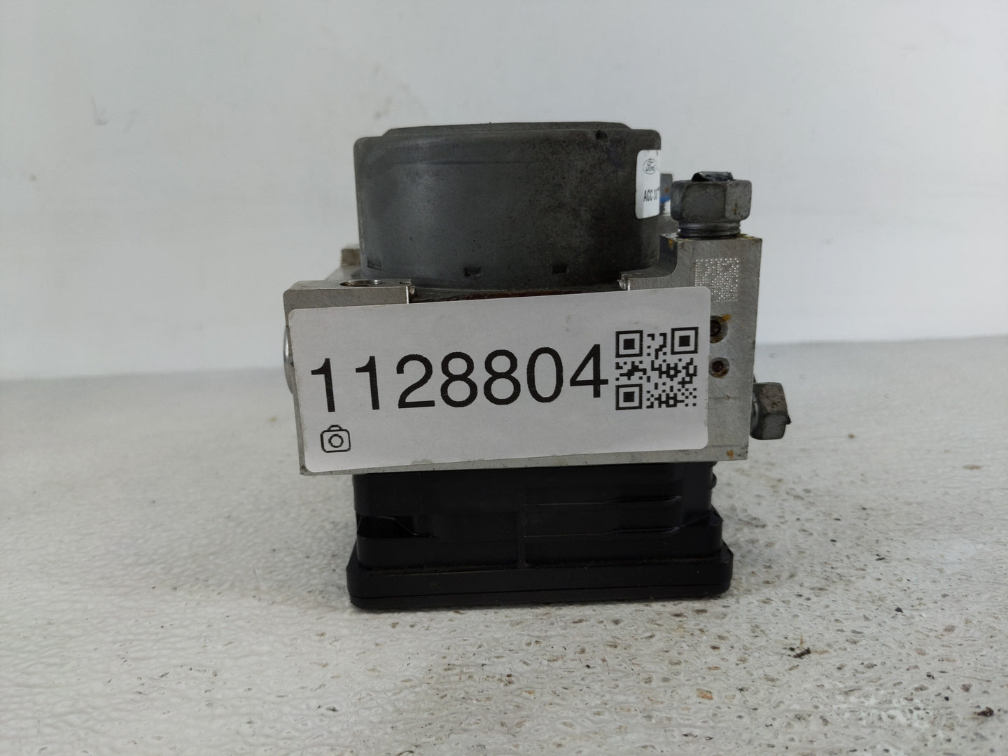 2015-2018 Ford Edge ABS Pump Control Module Replacement P/N:F2GC 2C405-BG Fits Fits 2015 2016 2017 2018 OEM Used Auto Parts 