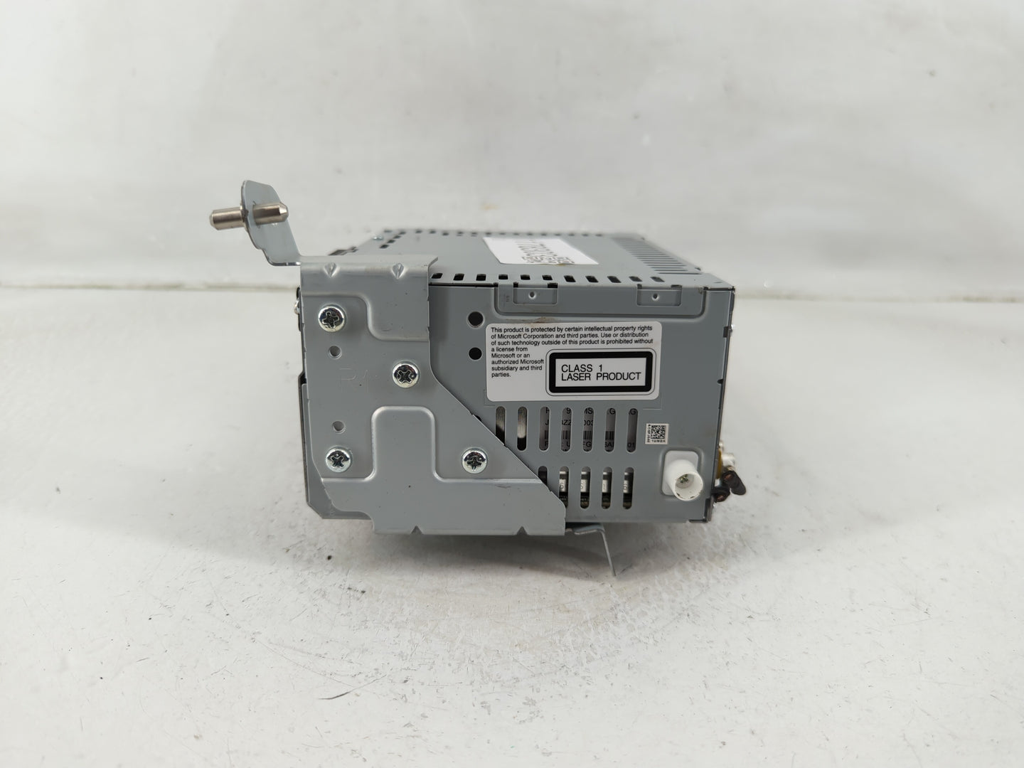 2015-2018 Ford Edge Radio AM FM Cd Player Receiver Replacement Fits Fits 2015 2016 2017 2018 OEM Used Auto Parts - Oemusedau