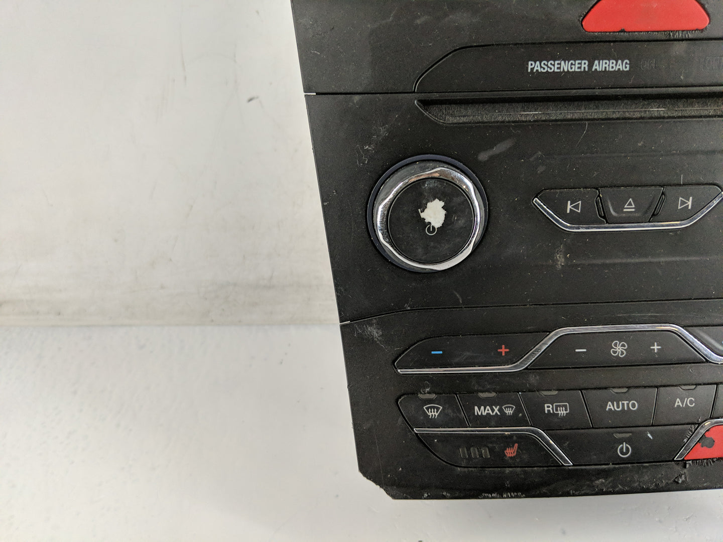 2015-2018 Ford Edge Radio Control Panel - Oemusedautoparts1.com