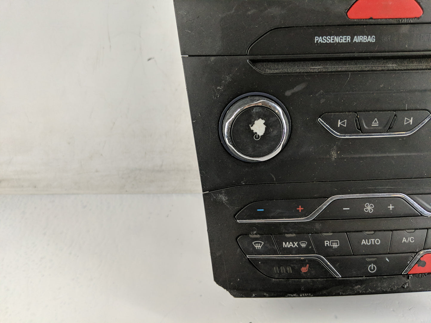 2015-2018 Ford Edge Radio Control Panel - Oemusedautoparts1.com