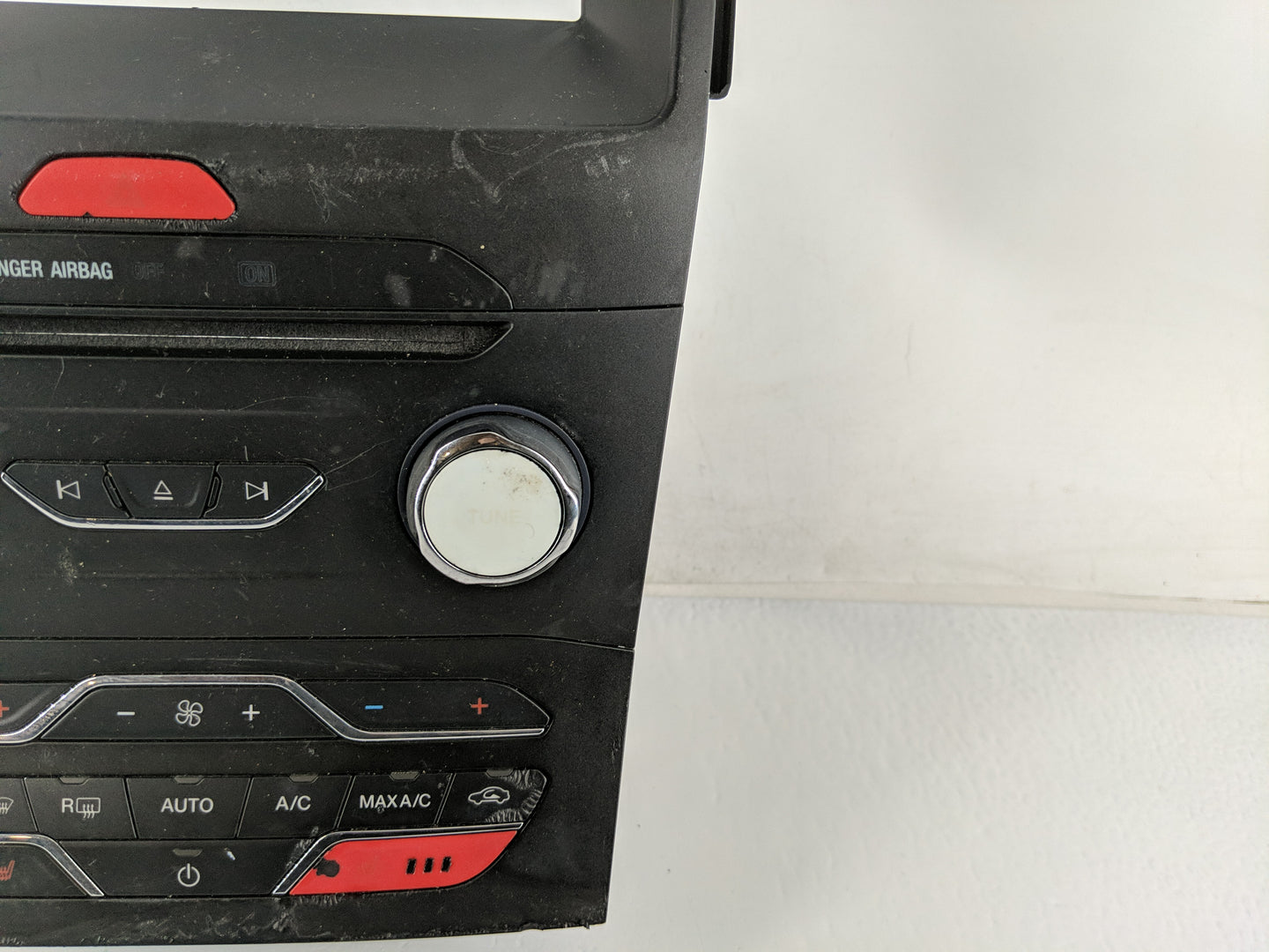 2015-2018 Ford Edge Radio Control Panel - Oemusedautoparts1.com