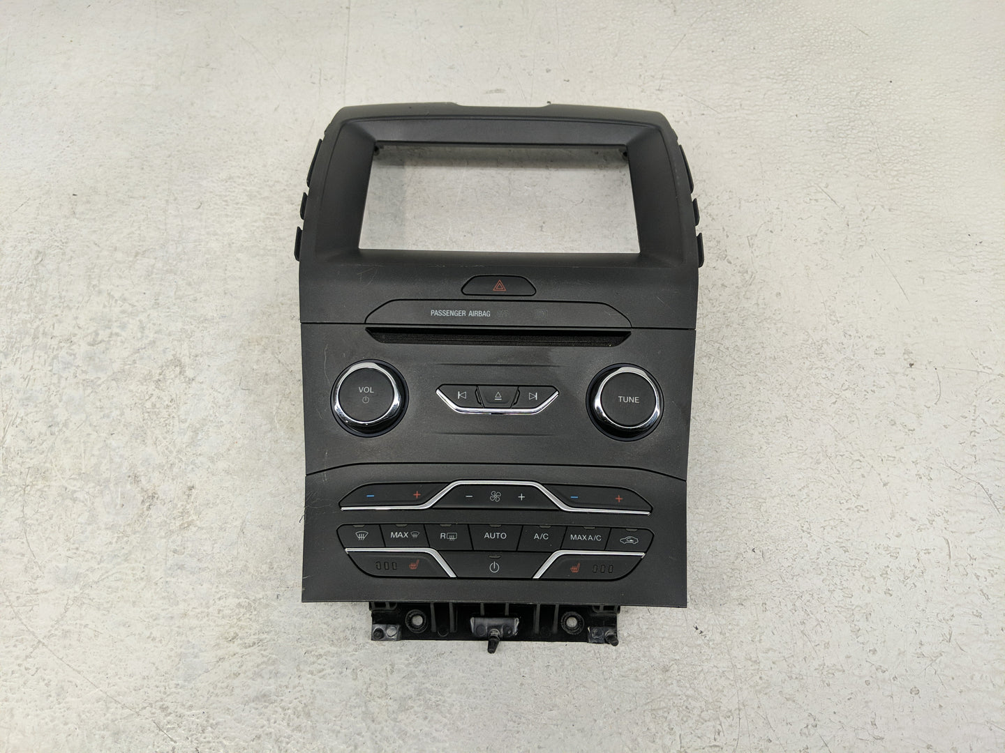 2015-2018 Ford Edge Radio AM FM Cd Player Receiver Replacement P/N:FT4T-18E245-BK Fits Fits 2015 2016 2017 2018 OEM Used Aut