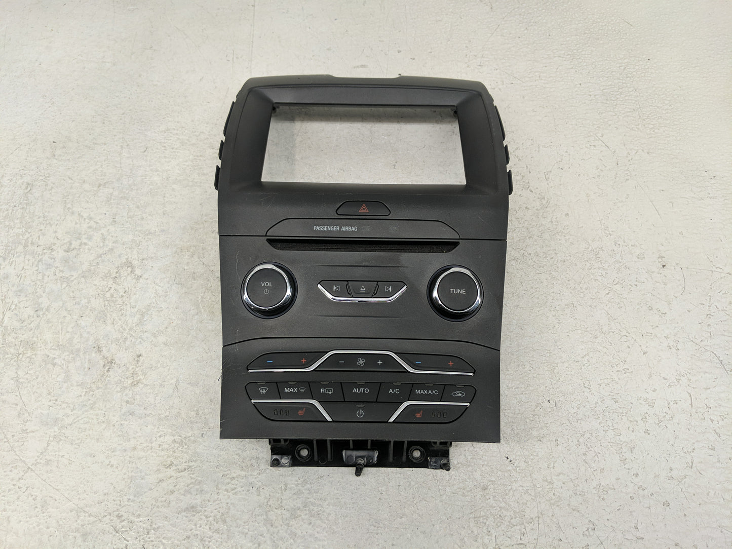 2015-2018 Ford Edge Radio AM FM Cd Player Receiver Replacement P/N:FT4T-18E245-BK Fits Fits 2015 2016 2017 2018 OEM Used Aut