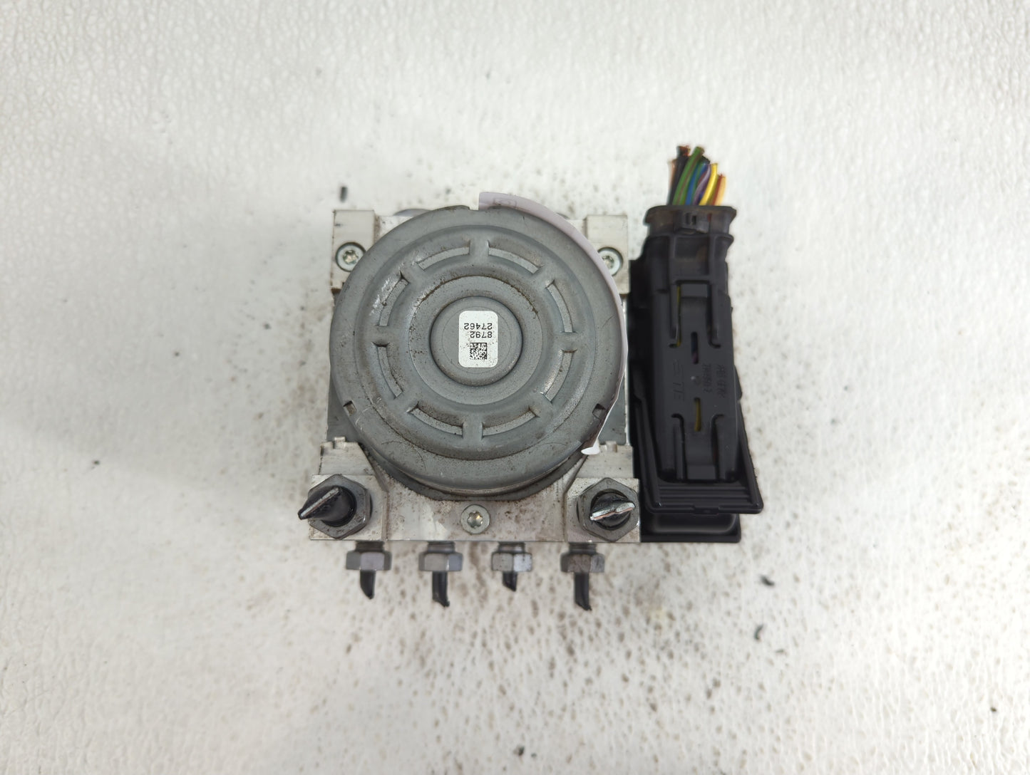 2015-2018 Ford Edge ABS Pump Control Module Replacement P/N:F2GC-2C405-BG Fits Fits 2015 2016 2017 2018 OEM Used Auto Parts 