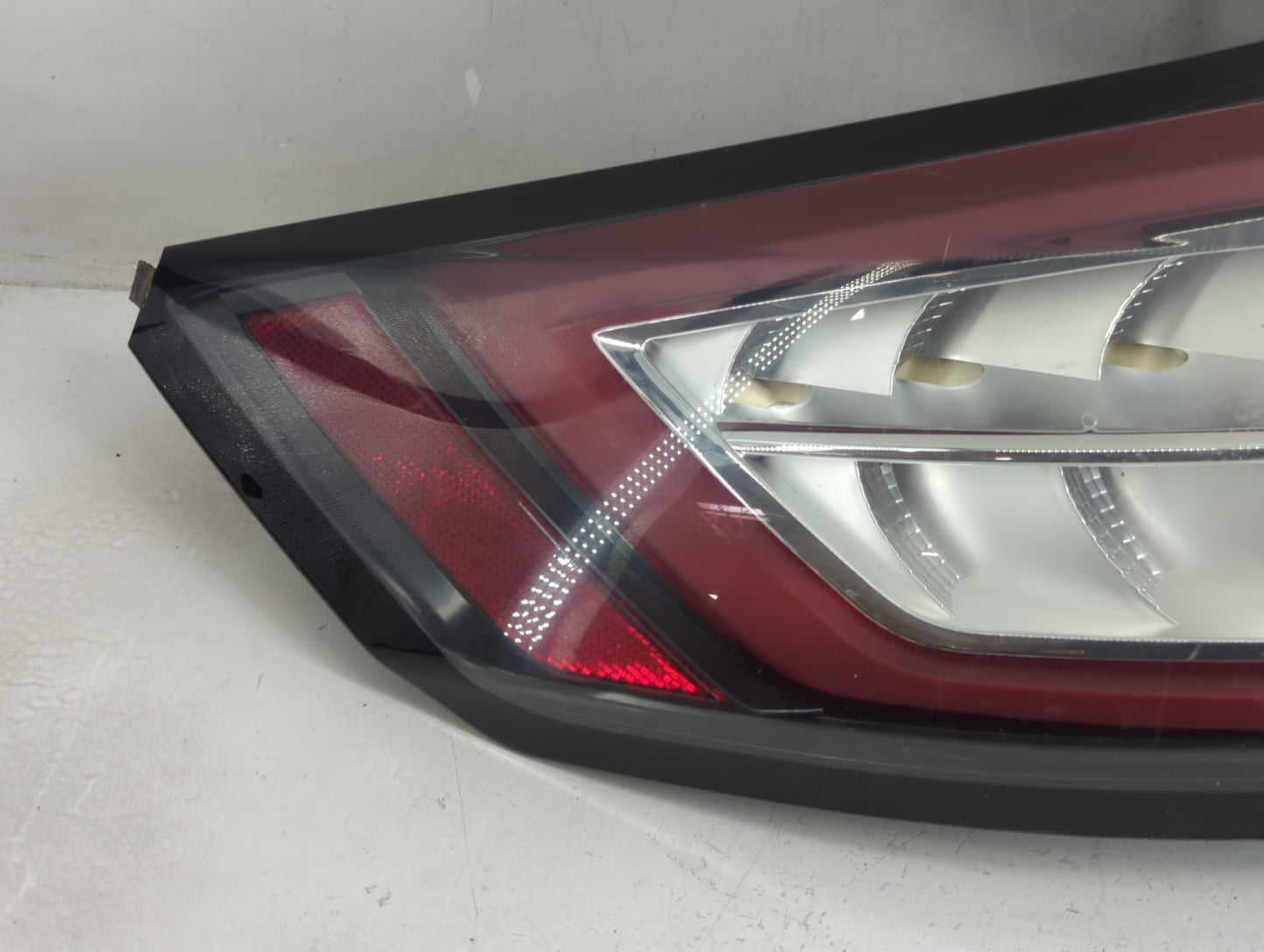 2015-2018 Ford Edge Tail Light Assembly Driver Left OEM P/N:FT4B-13405-D GT4B-13405-C, FT4B-13405-B Fits Fits 2015 2016 2017