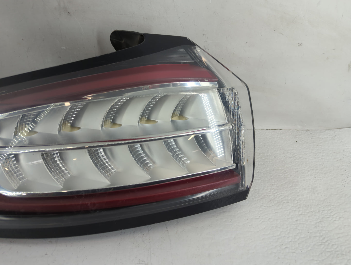 2015-2018 Ford Edge Tail Light Assembly Driver Left OEM P/N:FT4B-13405-D GT4B-13405-C, FT4B-13405-B Fits Fits 2015 2016 2017