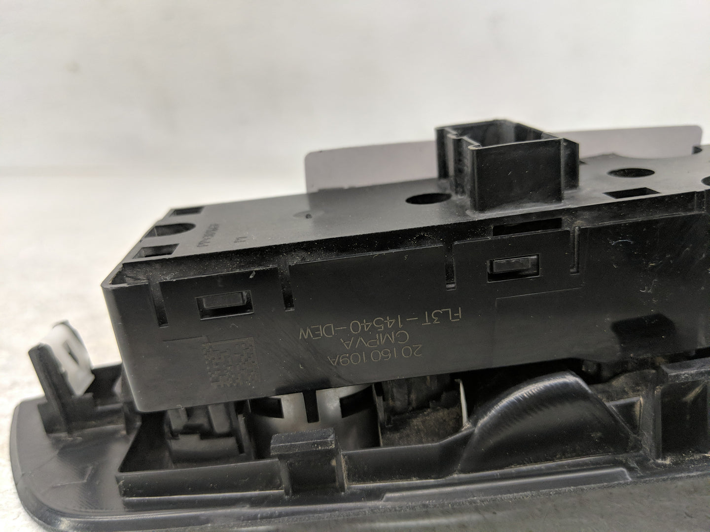 2015-2016 Ford Edge Master Power Window Switch Replacement Driver Side Left Fits Fits 2015 2016 2017 2018 2019 2020 2021 OEM
