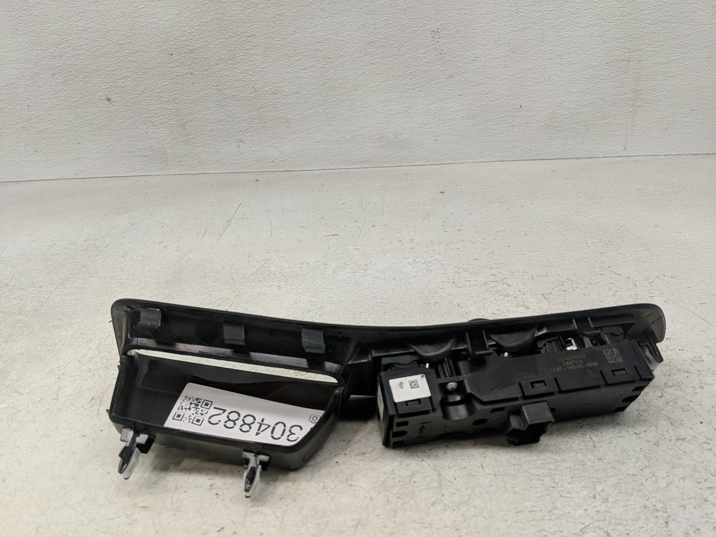 2016-2020 Ford Edge Master Power Window Switch Replacement Driver Side Left P/N:GT4T-14540-BAW Fits Fits 2016 2017 2018 2019