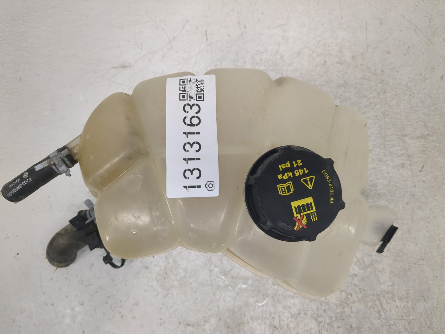 2015-2020 Ford Edge Radiator Coolant Overflow Expansion Tank Bottle 1313163 - Oemusedautoparts1.com