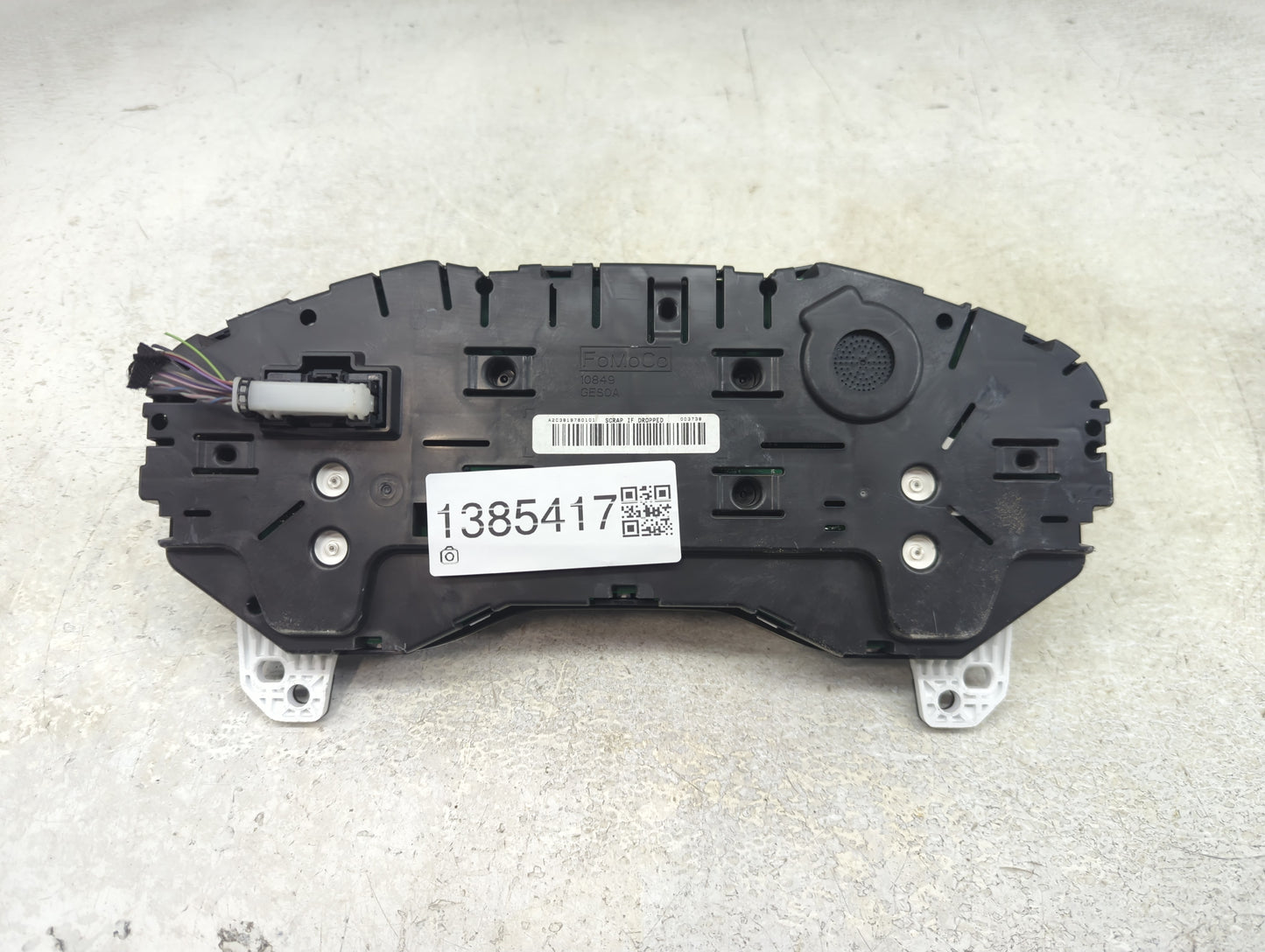 2016-2018 Ford Edge Instrument Cluster Speedometer Gauges P/N:10849 GES0A Fits Fits 2016 2017 2018 OEM Used Auto Parts - Oem