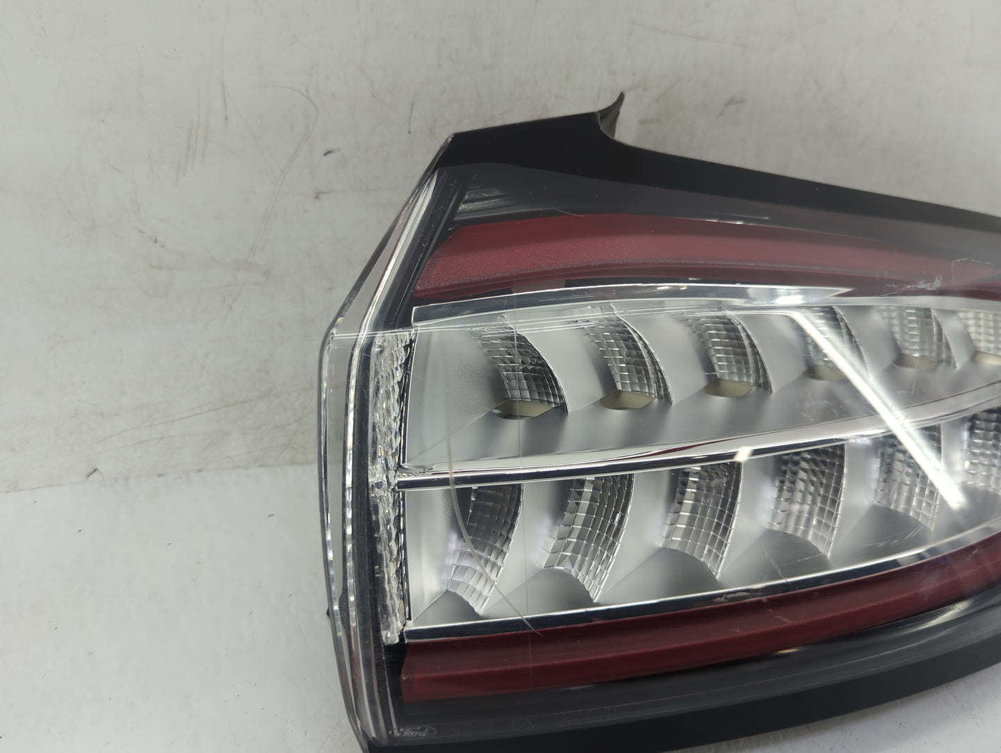 2015-2018 Ford Edge Tail Light Assembly Passenger Right OEM Fits Fits 2015 2016 2017 2018 OEM Used Auto Parts - Oemusedautop