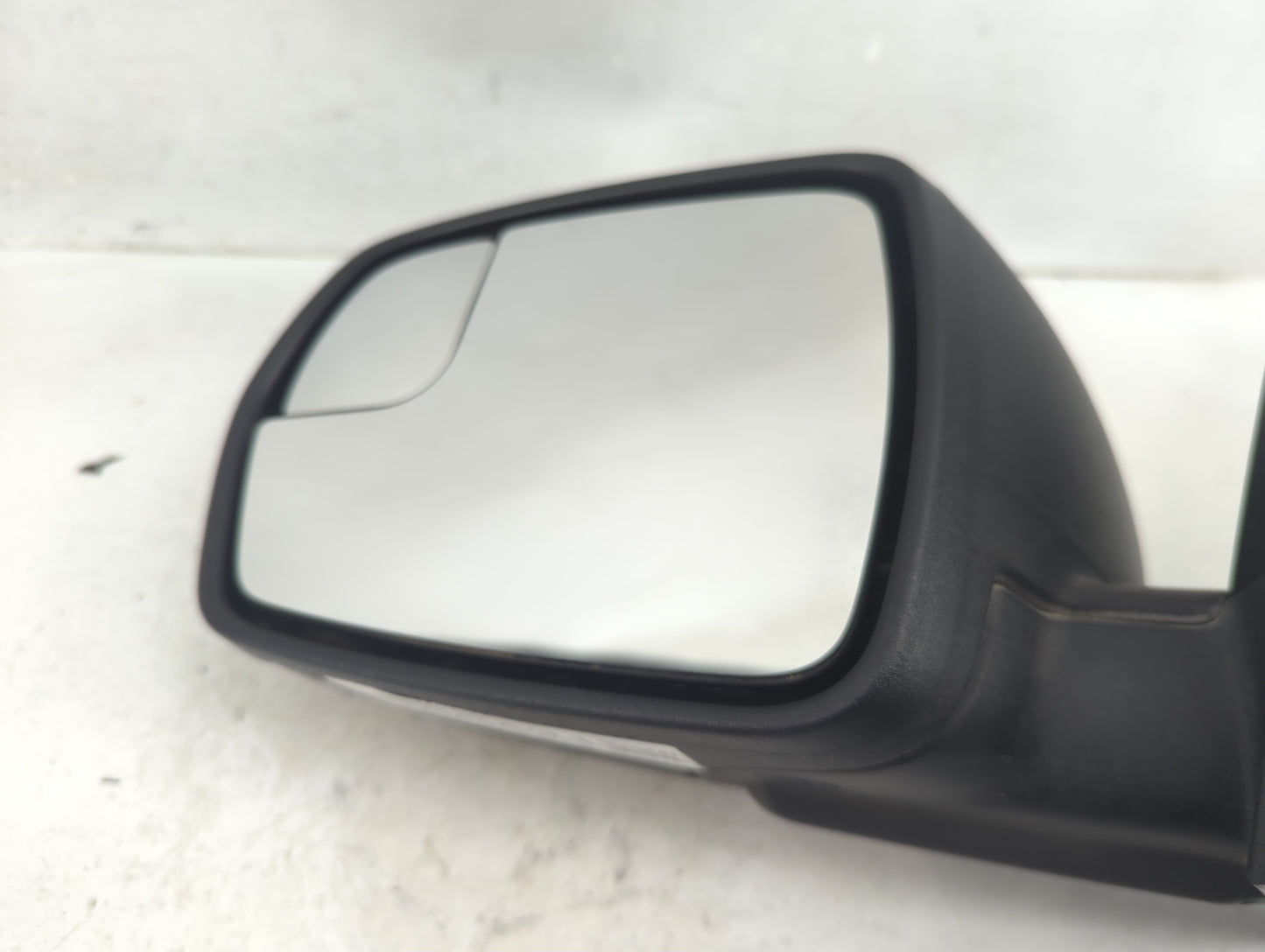 2015-2018 Ford Edge Driver Side View Mirror - Left Door Mirror OEM Used - Oemusedautoparts1.com